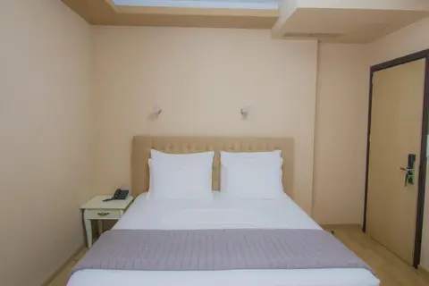 Christi's Hotel Borova in Korçë, foto 17