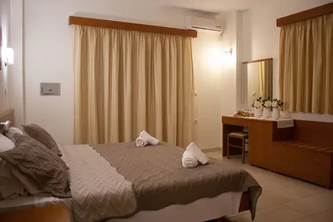 Tsambikos Apartments in Faliraki — foto 4