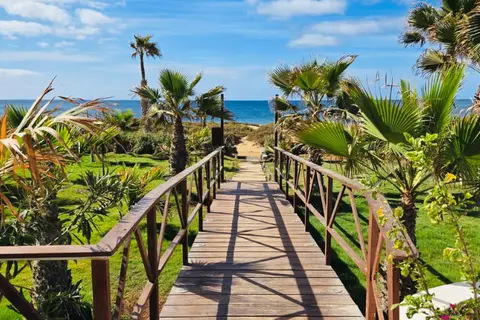 Hotel Budha Beach By LIVVO in Santa Maria — foto 11