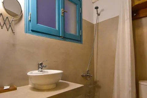 Fly & Go Little Blue Doors Studios in Municipal Unit of Vathy — foto 6