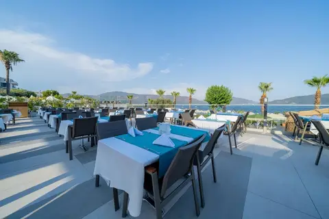 Pasa Beach Hotel in Marmaris — foto 17