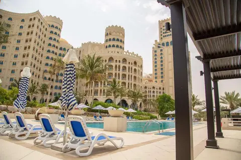 Al Hamra Residence in Waldorf Astoria Ras Al Khaimah Private Beach — foto 11