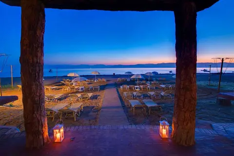 Island Beach Resort & Annex in Δημοτική Ενότητα Λευκιμμαίων — foto 13