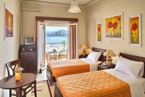 Molfetta Beach Hotel in Γουβιά — foto 11