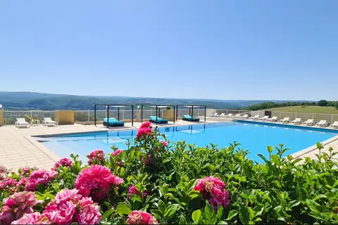 Vakantiepark Domaine De Lanzac in Lanzac