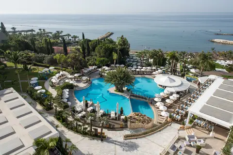 Mediterranean Beach Hotel in Agios Tychonos — foto 8
