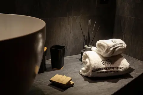 Au Charmant Petit Lac Spa & Park Hotel in Ayas — foto 8