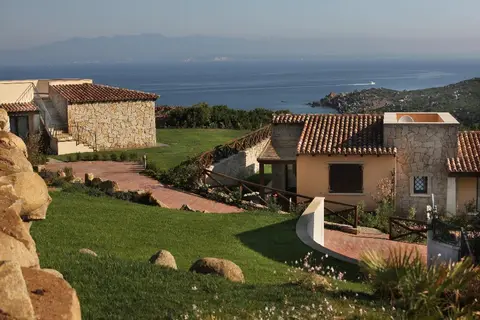 Resort Punta Falcone in Santa Teresa Gallura — foto 17
