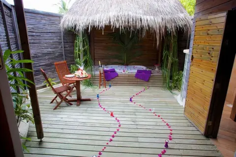 Kuredu Island Resort in Staff Area — foto 22