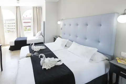 Hotel Toboso Chaparil in Nerja — foto 22