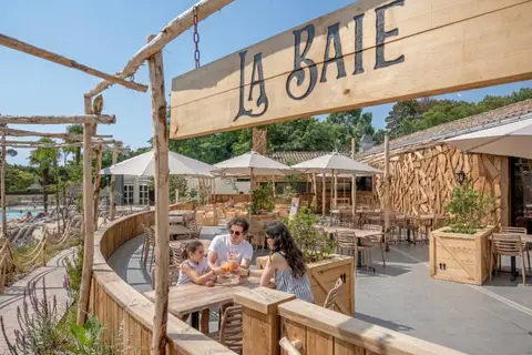 Flower Camping Au Bois Des Biches in Saint-Hilaire-de-Riez — foto 13