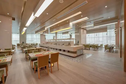Al Khoory Atrium Hotel in Dubai — foto 13