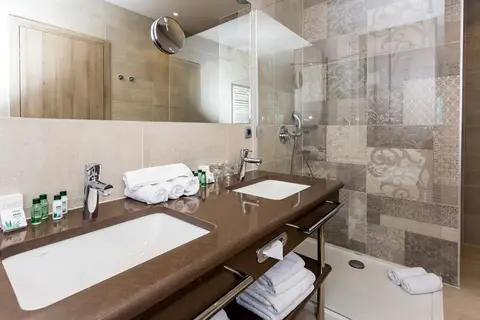 Hotel Plaza Duce in Luka Rab — foto 28