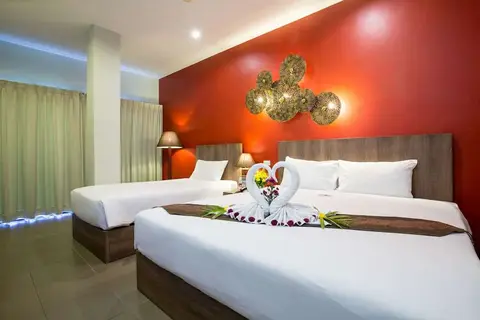 YouDee Hotel Patong in Patong, foto 13
