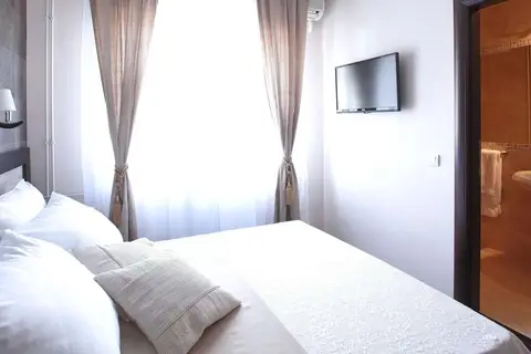 Garni Hotel Vozarev in Belgrado — foto 3