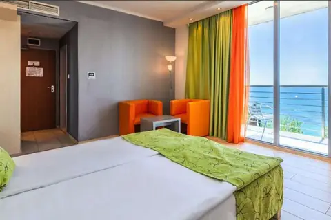Sol Marina Palace Hotel in Несебър — foto 17