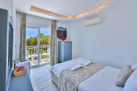 Linda Beach Hotel in Kaş — foto 8