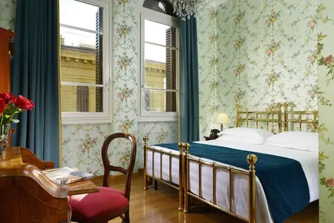 Pendini in Florence