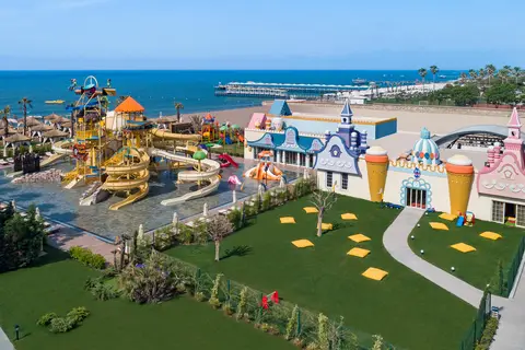 Mardan Palace in Aksu — foto 23