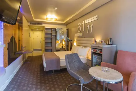 Ramada by Wyndham Istanbul Pera in Beyoğlu — foto 7