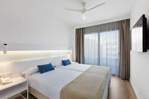 Metropolitan Playa JUKA Aparthotel in Palma — foto 12