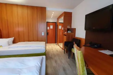 Astralis Hotel Domizil in Walldorf — foto 8
