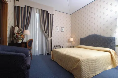 Hotel Nuovo Rebecchino in Napels — foto 2
