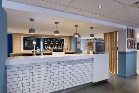 Travelodge Edinburgh Central in Edinburgh — foto 7