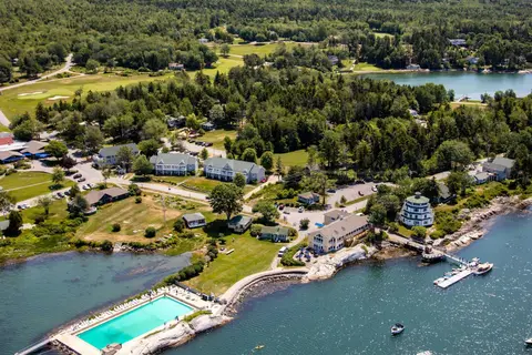 Sebasco Harbor Resort - Main Lodge/ Lighthouse in Phippsburg — foto 7