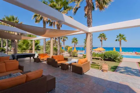 Irina Beach Hotel in Zipari, foto 14