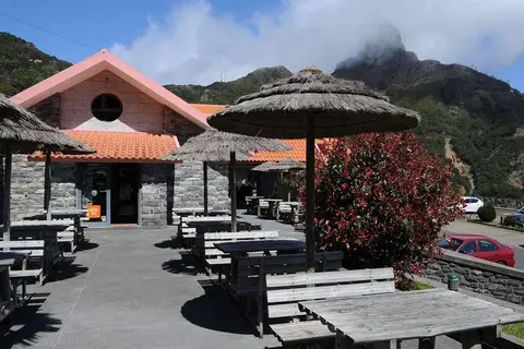 Hotel Encumeada in Ribeira Brava — foto 9