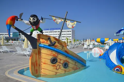 King Evelthon Beach Hotel and Resort in Paphos — foto 4