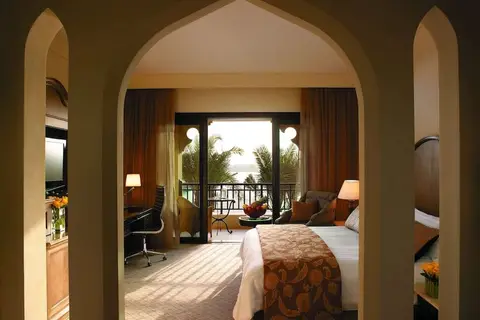 Shangri-La Hotel Qaryat Al Beri in ربدان — foto 13