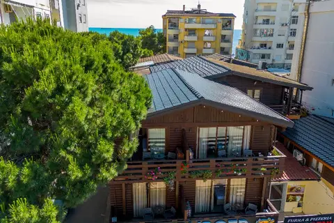 Dolanit Hotels Vila Drurit in Durrës