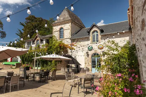 Camping Château La Forêt in Saint-Julien-des-Landes — foto 6