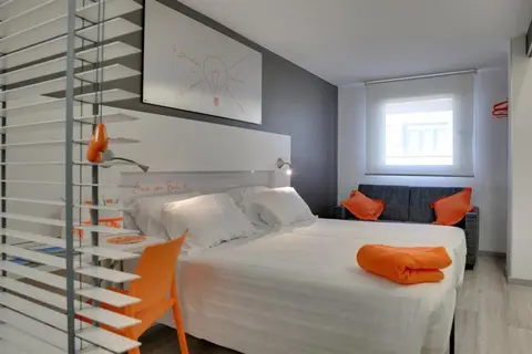 Bed4U Pamplona in Pamplona — foto 4