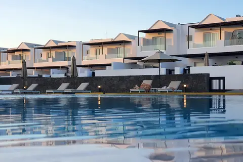 Serena del Mar by Livvo in Yaiza — foto 18