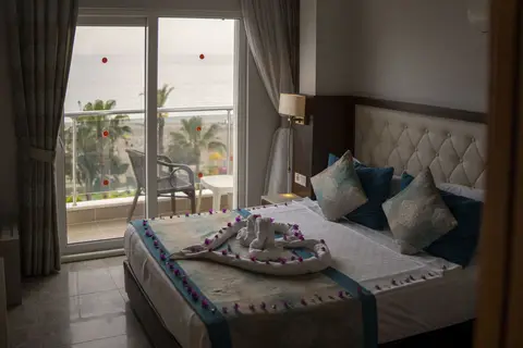 Cleopatra Golden Beach in Alanya — foto 11