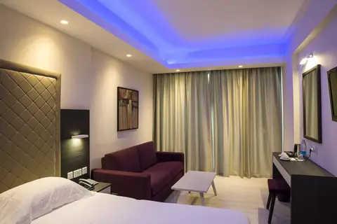 Frangiorgio Hotel Apartments in Larnaca — foto 7