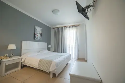 Hotel Athina in Άγιος Στέφανος — foto 19
