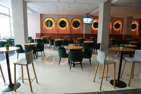 Ajsel Hotel in Durres — foto 20