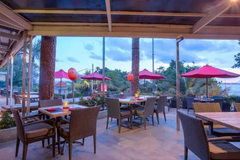 Furama Xclusive Resort Ocean Beach Seminyak in Kuta, foto 7