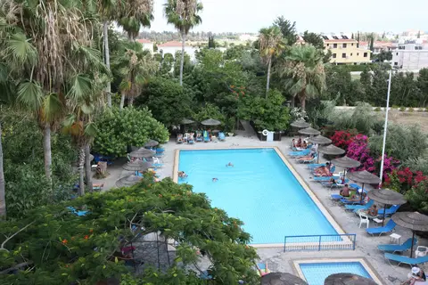 Veronica Hotel in Paphos — foto 29