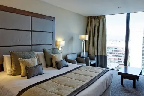 Leonardo Royal Hotel London Tower Bridge in Londen — foto 5