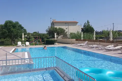 Jenny Hotel in Agios Sostis — foto 3