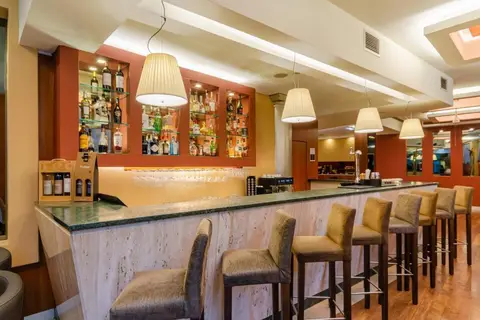 Turim Europa Hotel in Almada — foto 13