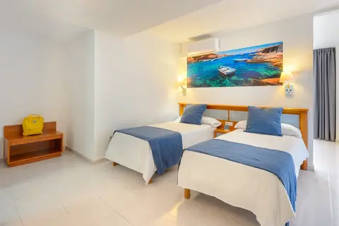Apartamentos Vibra Calima in Sant Antoni de Portmany — foto 3