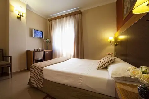 Regio 2 Hotel in Cádiz — foto 11