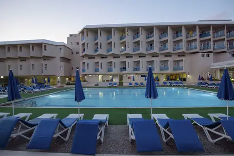 Kissos Hotel in Paphos — foto 8