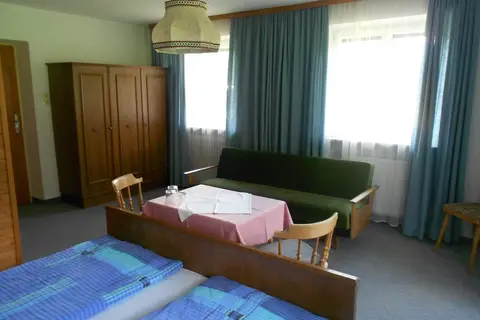 Pension Erlerhof in Ried im Zillertal, foto 3